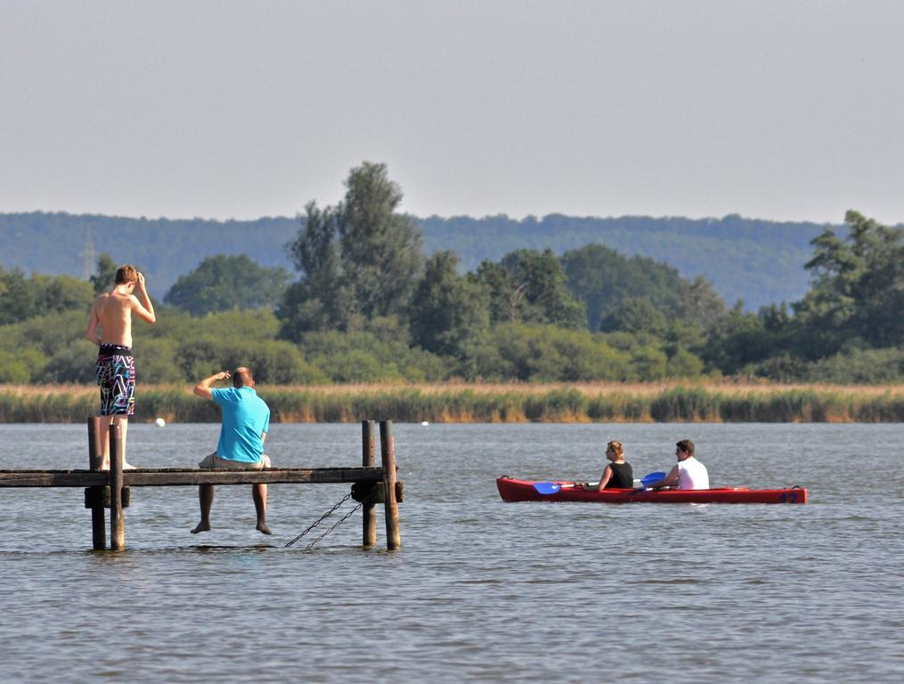 Dummerhotel Strandlust Lembruch Exteriör bild